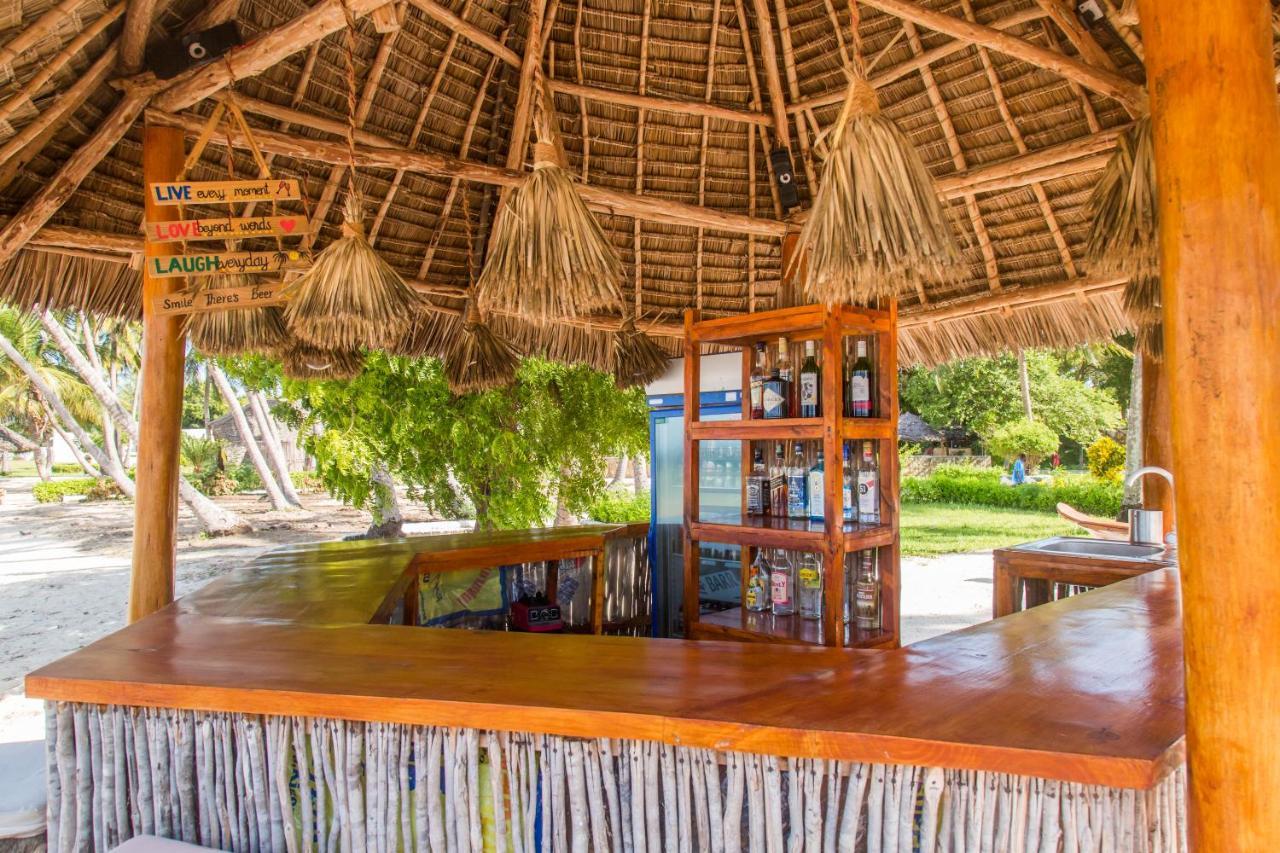 Antonio Beach Tree House Hotel & Spa Uroa Exterior photo